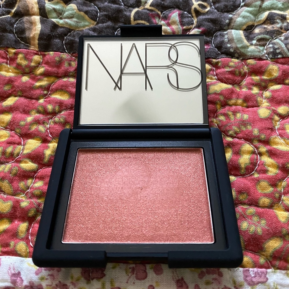 Nars blush savage